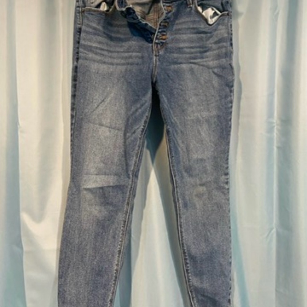 Aeropostale Classic Blue Skinny Jeans